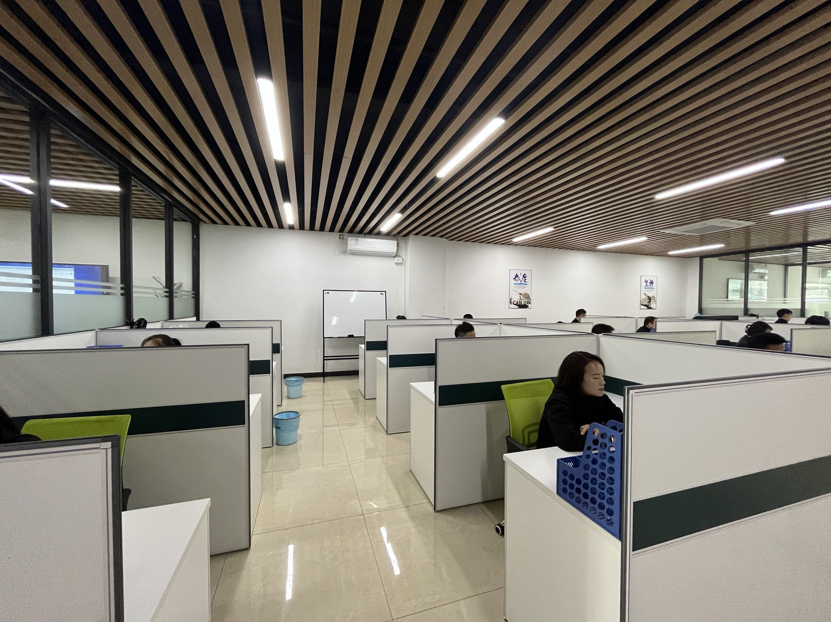 Chiny Dongguan Lixiang Energy Technology Co., Ltd. profil firmy